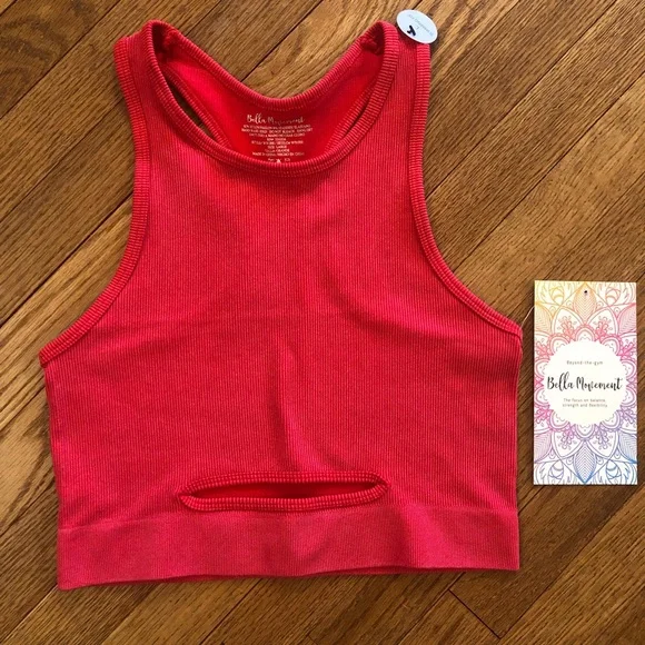 Bella Movement Beyond the Gym Slimming Fit Crop Top Size Large - Picture 1 of 6